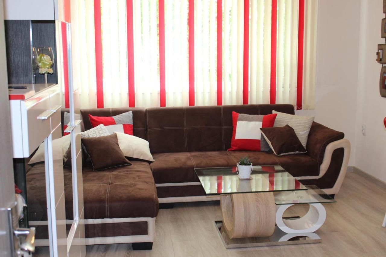 Apartment Ani Veliko Tŭrnovo Exterior foto