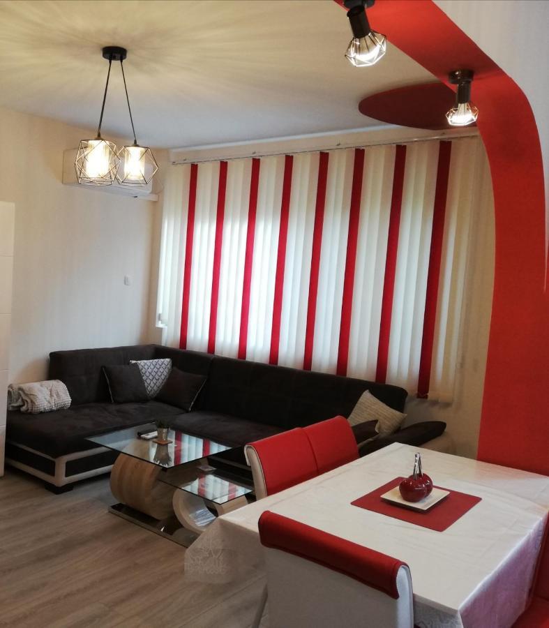 Apartment Ani Veliko Tŭrnovo Exterior foto