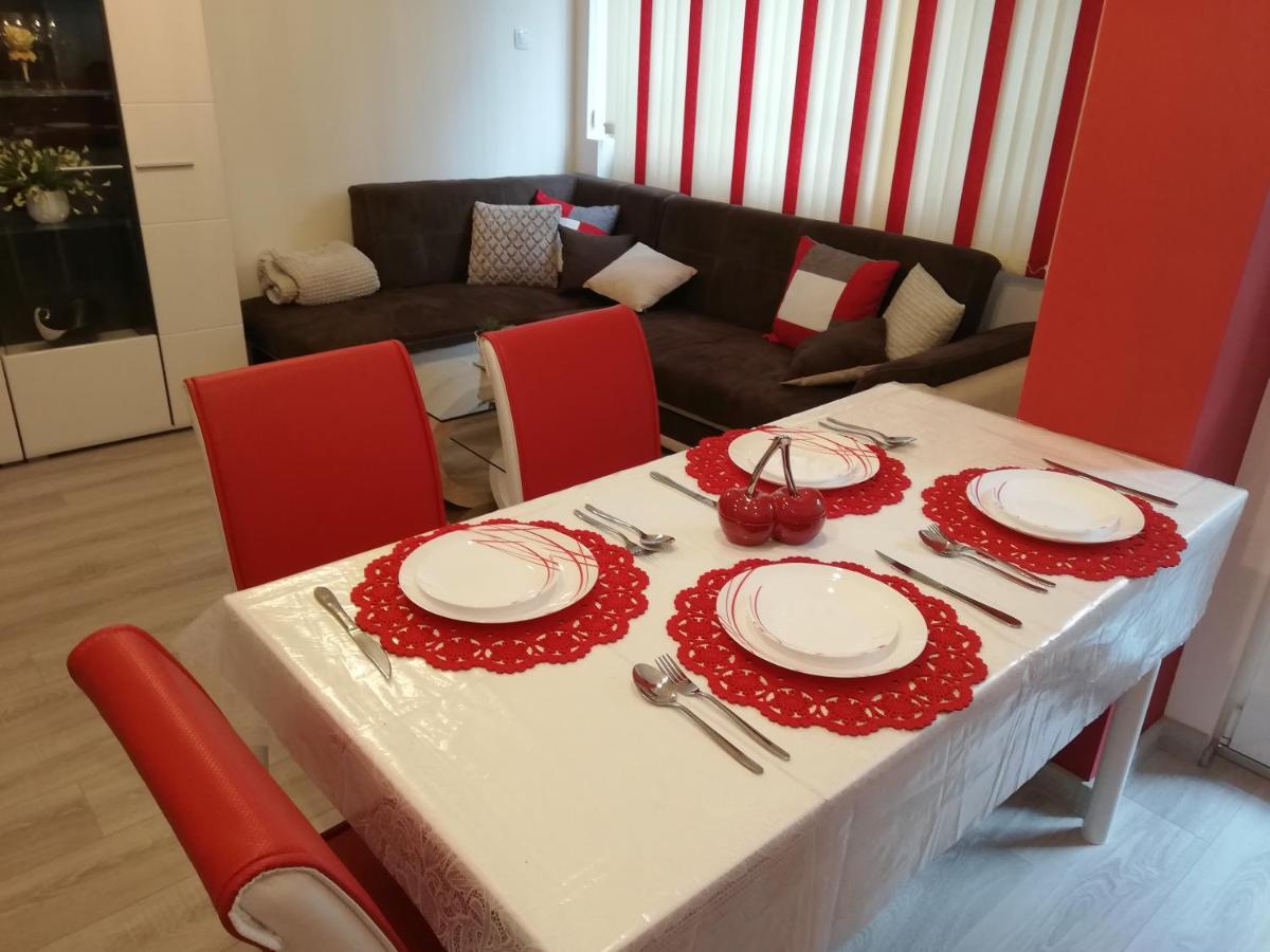 Apartment Ani Veliko Tŭrnovo Exterior foto