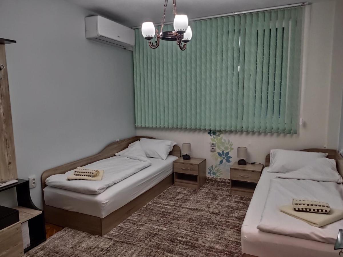 Apartment Ani Veliko Tŭrnovo Exterior foto